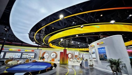 内江携1200多件产品参展西博会：“内江号”卫星模型首次亮相