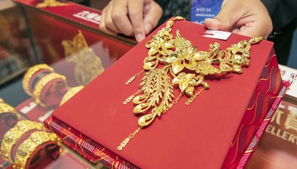 “金包银”疯狂占领县城：利润率最高可达100%，水贝模式“保本就不错了”