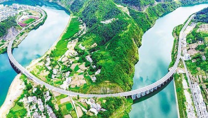 十堰美丽公路成为致富路