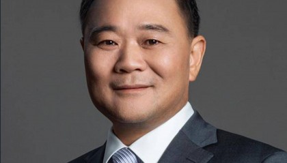 【新闻人物】大象希声的李书福