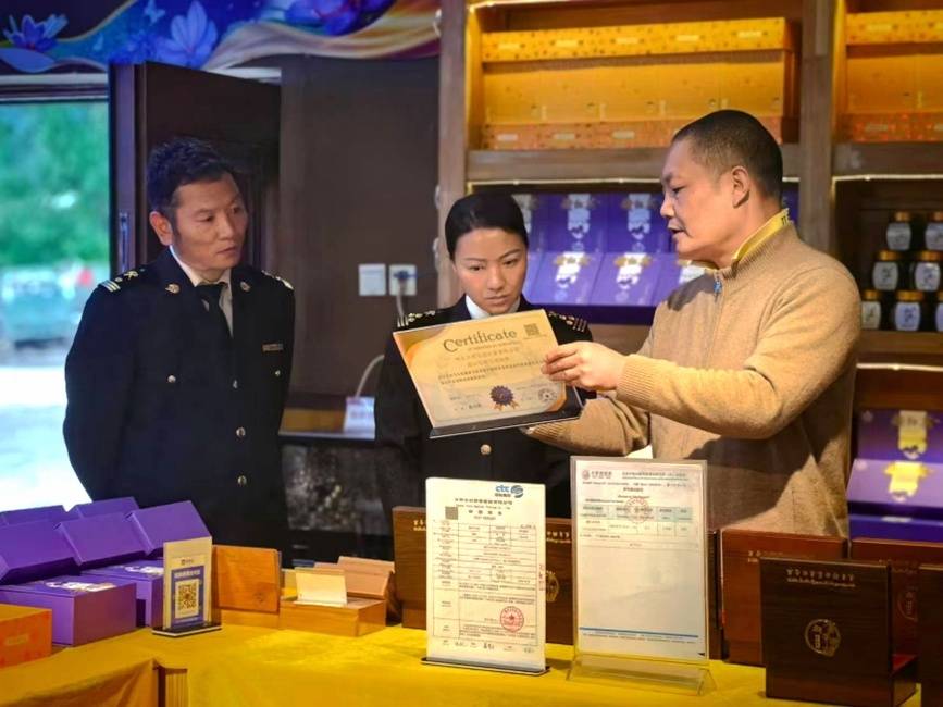 西藏藏红花首次“出海” 顺利出口加拿大