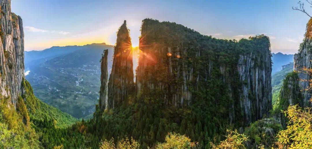 【地道恩施·逐影周末】3天2晚速游恩施山水人文丨屏山峡谷青山碧水+恩施大峡谷绝壁景观两大精华IP，一网打尽·不留遗憾