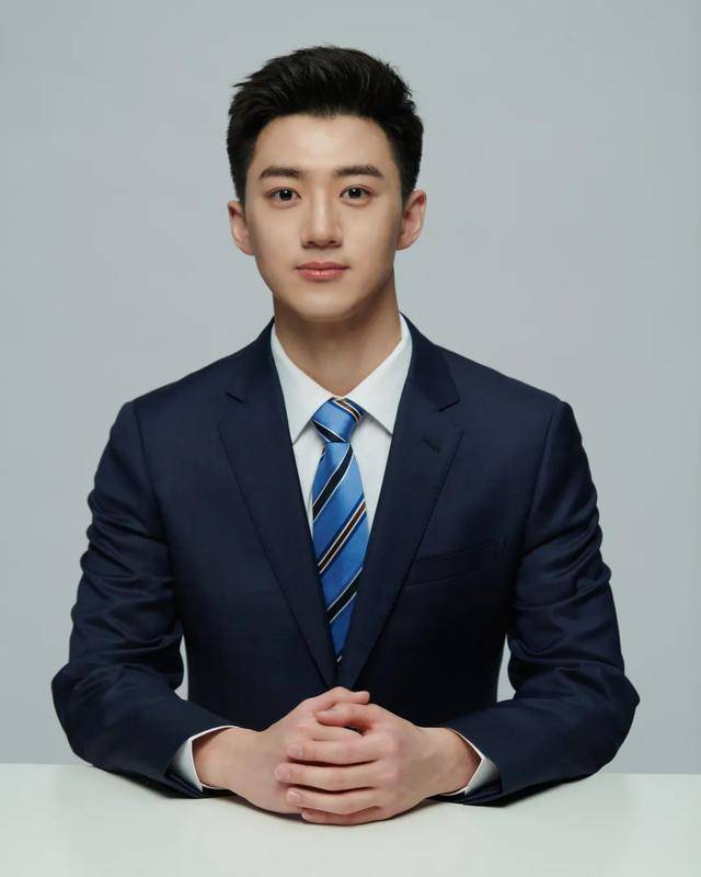 河北小伙儿亮相央视《新闻直播间》！