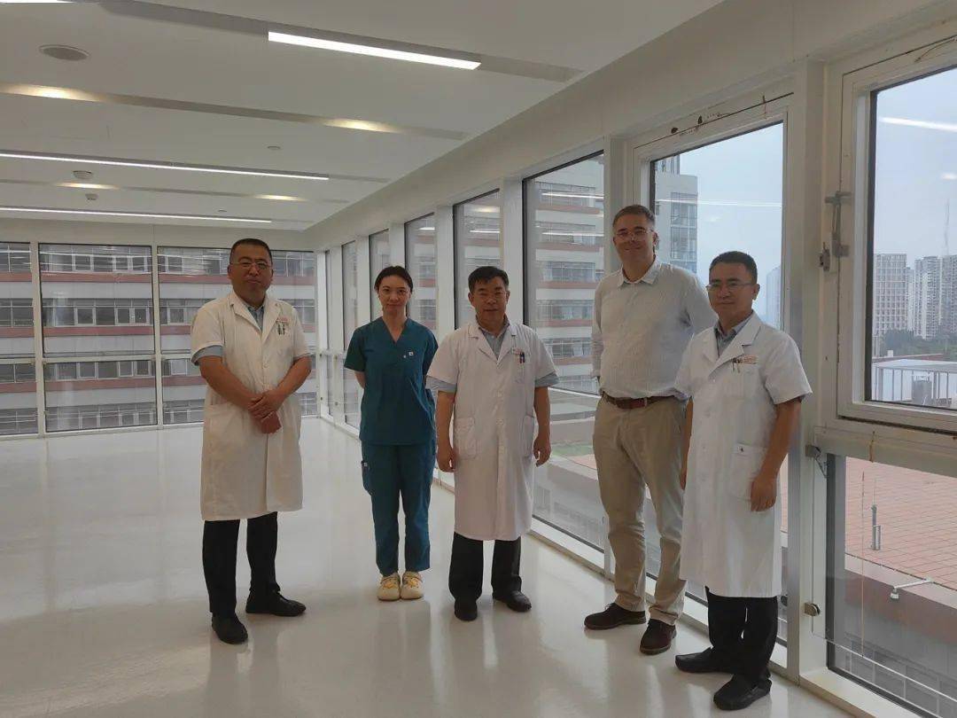 国际血液学专家Niels van de Donk教授来北京朝阳医院血液科进行学术交流