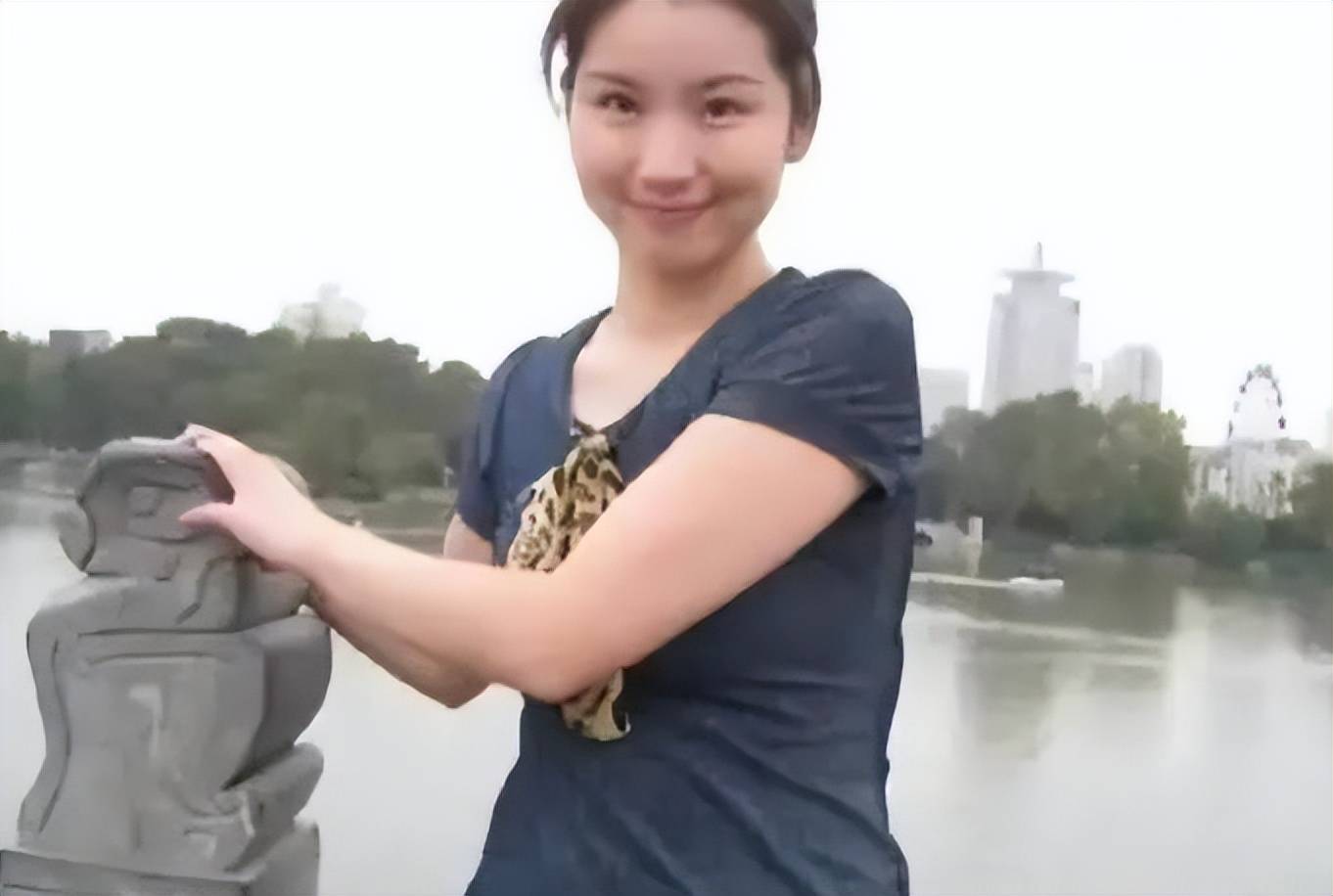 每天发一张恐怖自拍?天涯论坛最诡异事件之一,小婷562始末